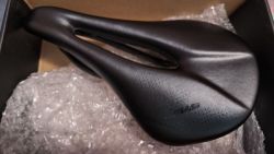Karbonové sedlo Ryet 143mm