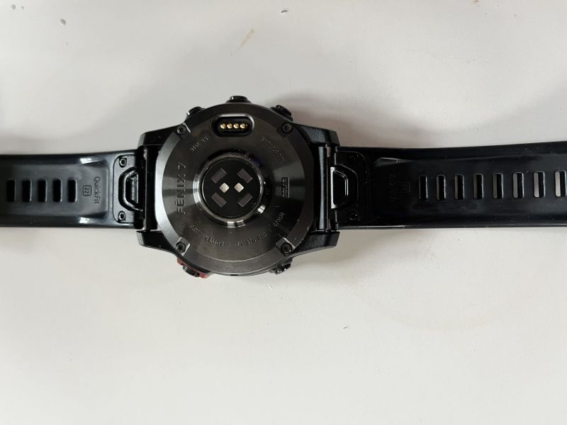 Prodám Garmin Fenix 7 Solar GPS Smartwatsch. 