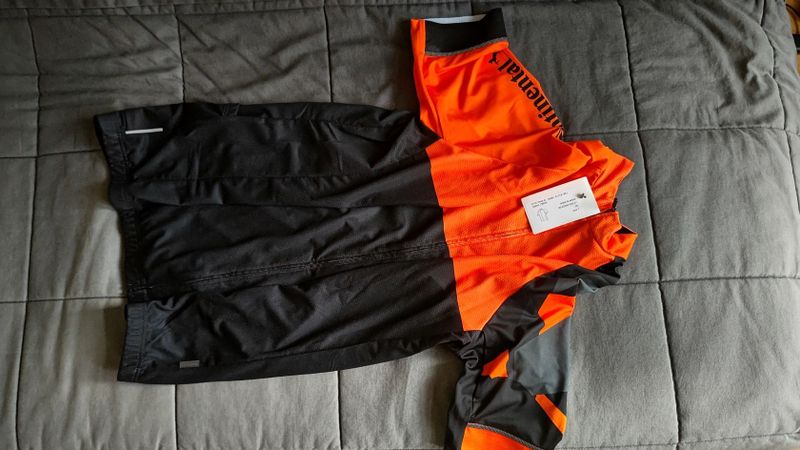 Prodám nový dres Kalas #StayWiderOffTheRider / Continental velikost 7, černo - oranžový