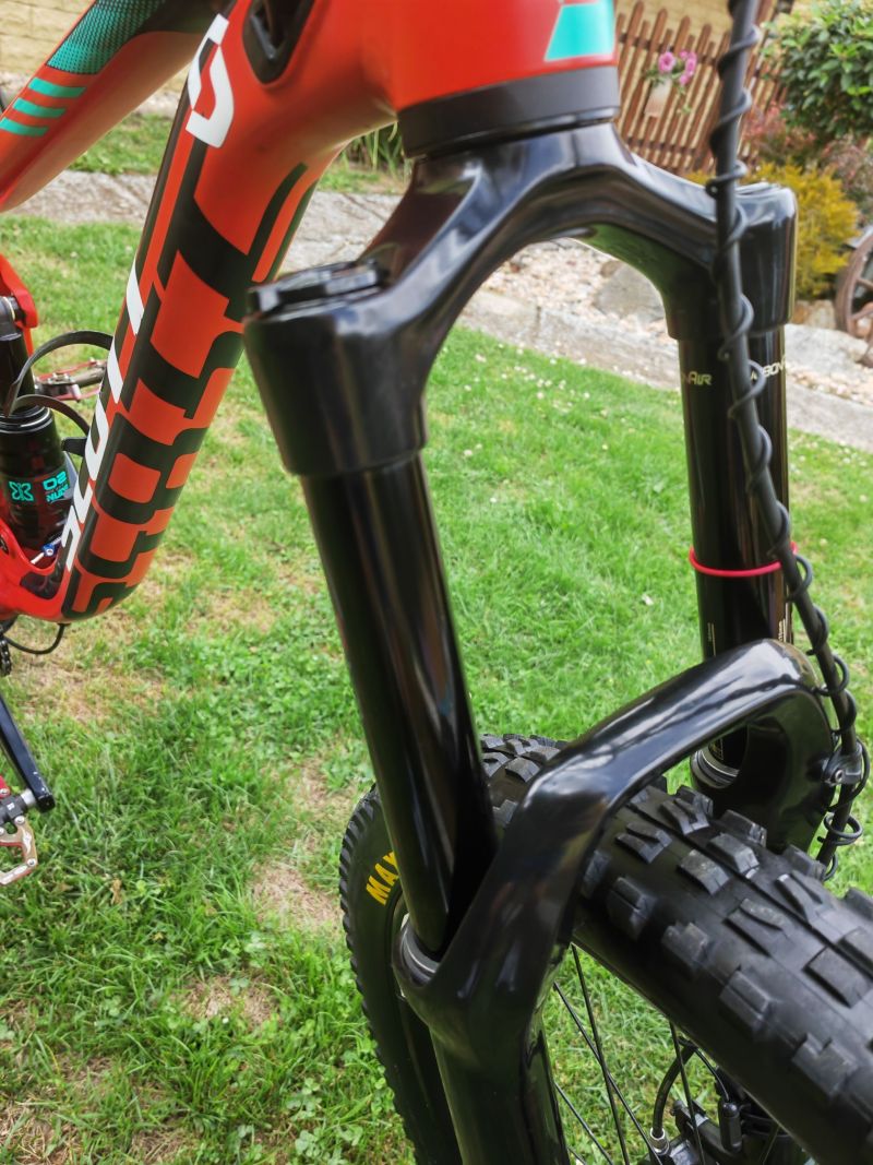 SCOTT GENIUS 750
