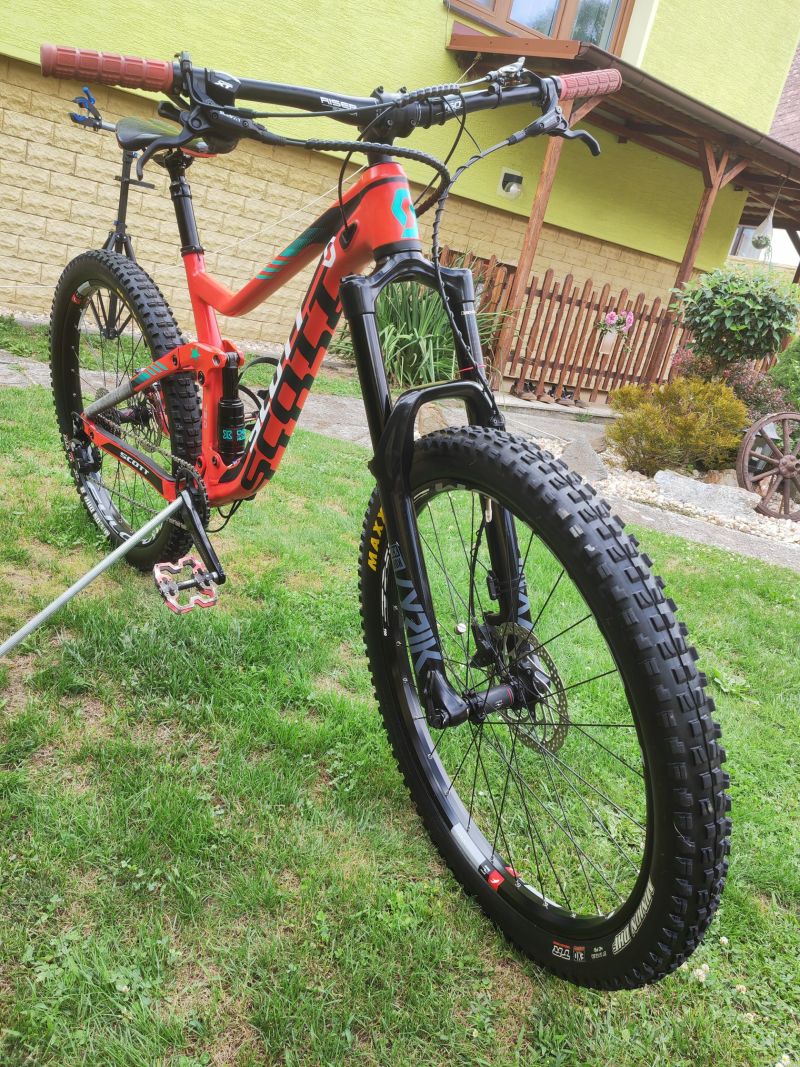 SCOTT GENIUS 750