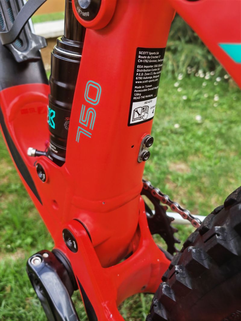 SCOTT GENIUS 750