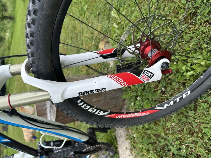 Ghost RT 5700