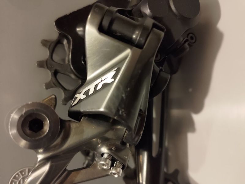 Prodám řazení a přehazovačku Shimano XTR 9100 Rezervace 