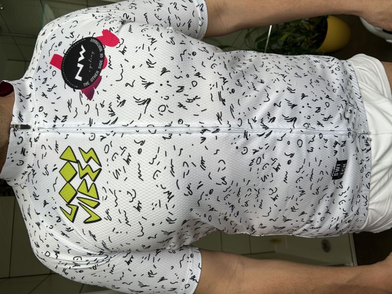 Prodám nový, nenošený cyklo dres 