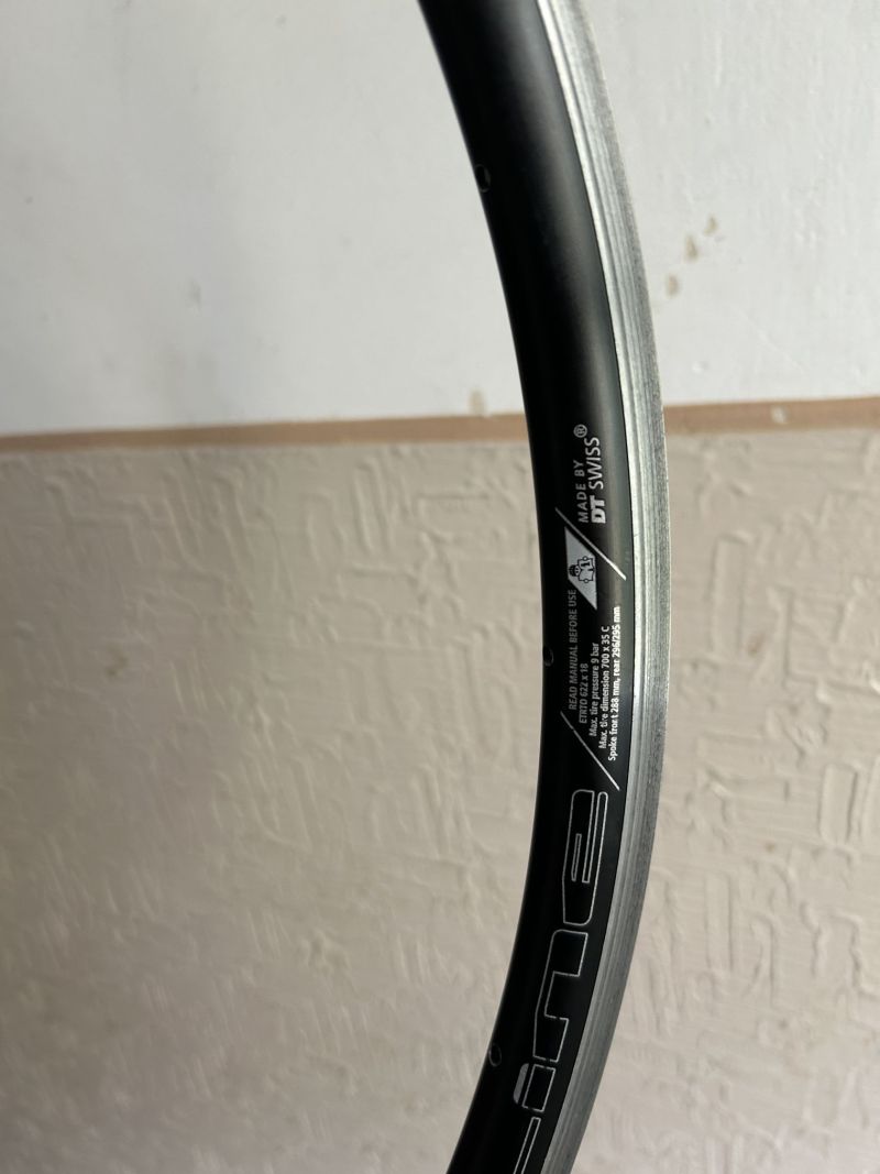 DT Swiss R23 spline klasický ráfek 28" 