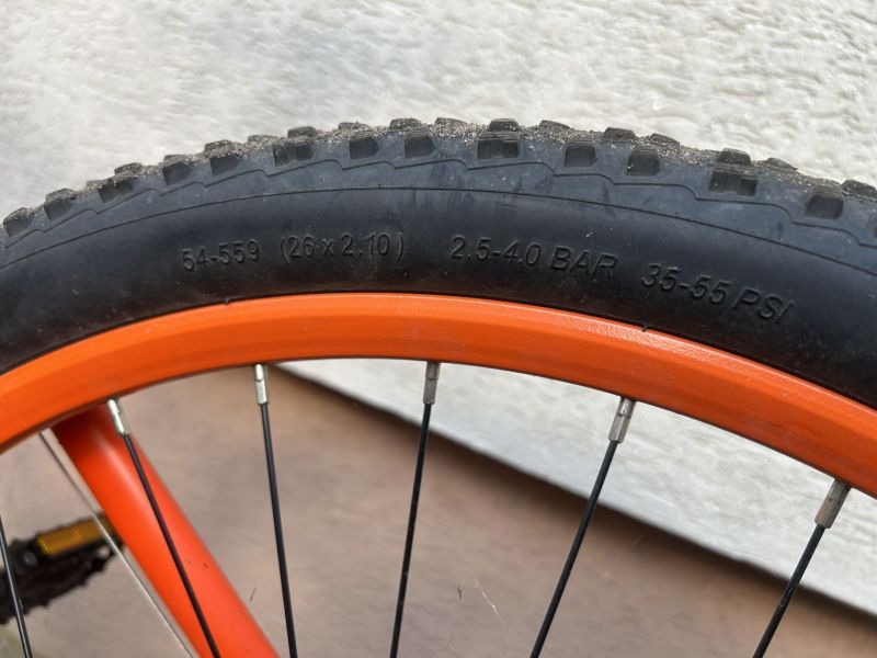 Prodám juniorské/dámské kolo Scott
