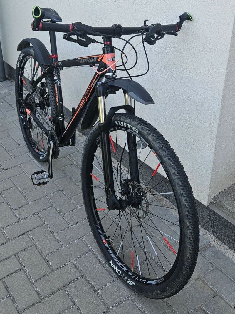 Horské kolo 4EVER 29" velikost L (19") koupeno 2020