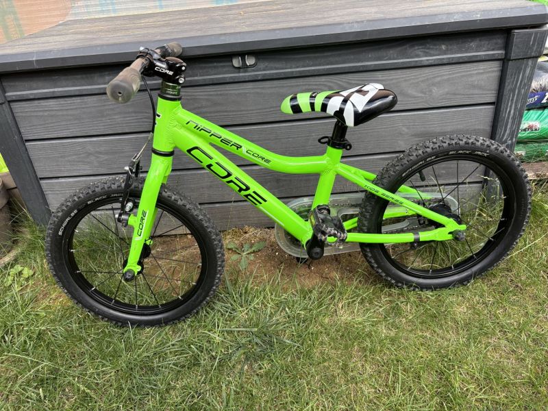 Core Nipper 16" zelená