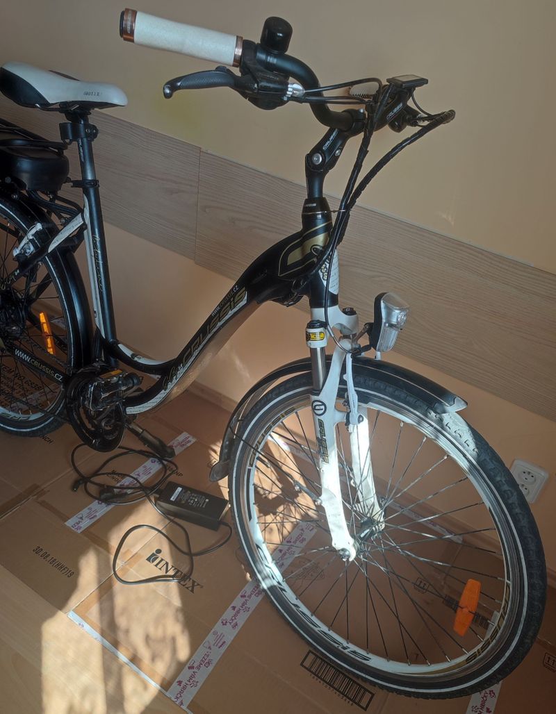CRUSSIS e-City 5.9 - 19"
