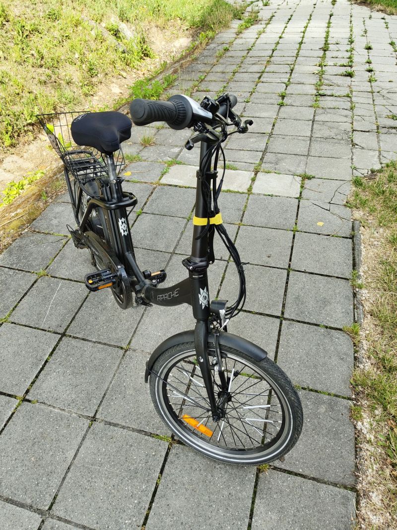 Skládací elektrokolo Apache Tocho