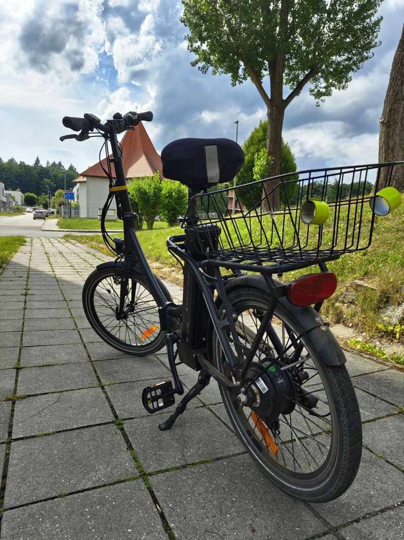 Skládací elektrokolo Apache Tocho