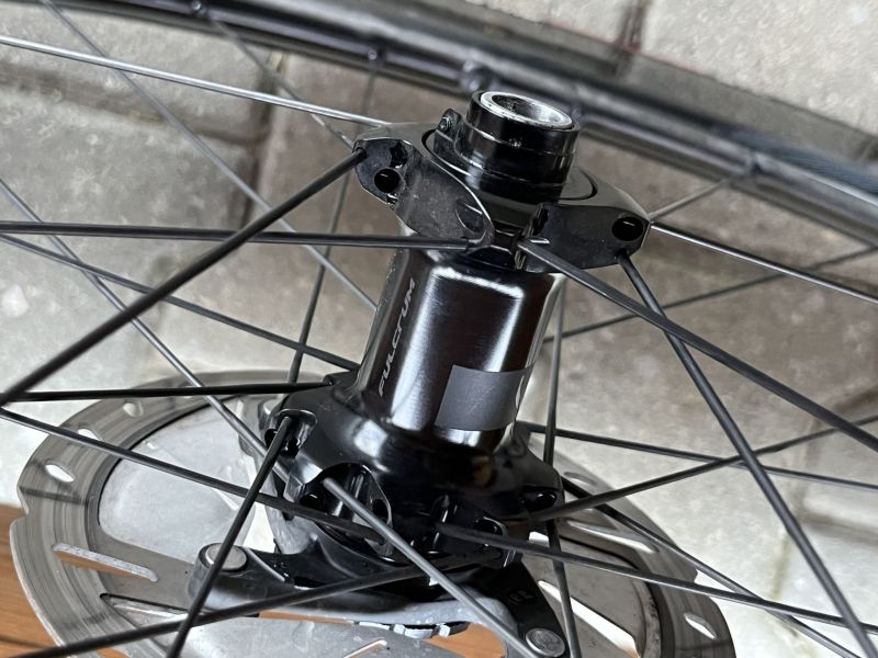 Téměř nové výplety FULCRUM WIND 75 DB (disc break) 28“