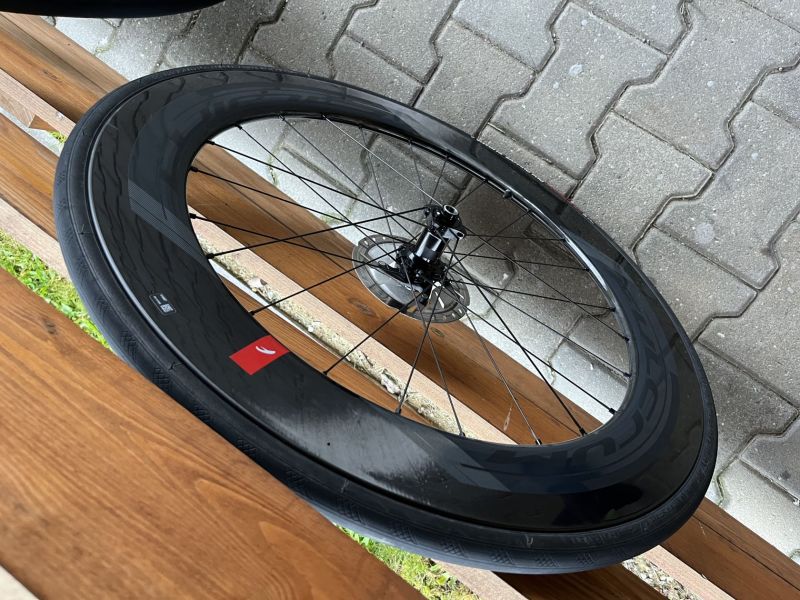 Téměř nové výplety FULCRUM WIND 75 DB (disc break) 28“