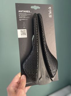 Fizik Antares versus Evo R1 Adaptive 149MM