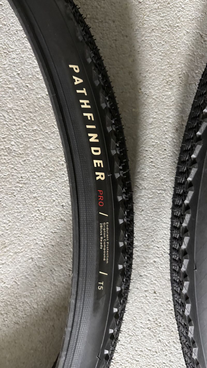 Spacialized PATHFINDER Pro T5(42c)