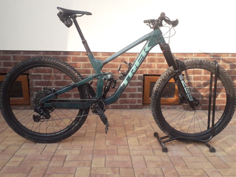 Trek Slash 9.8 gx axs
