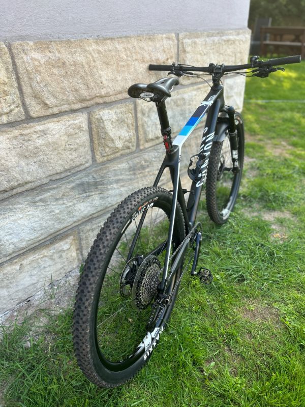 Canyon Exceed CF SLX 8 (2022) - Karbon (vel.: "L")