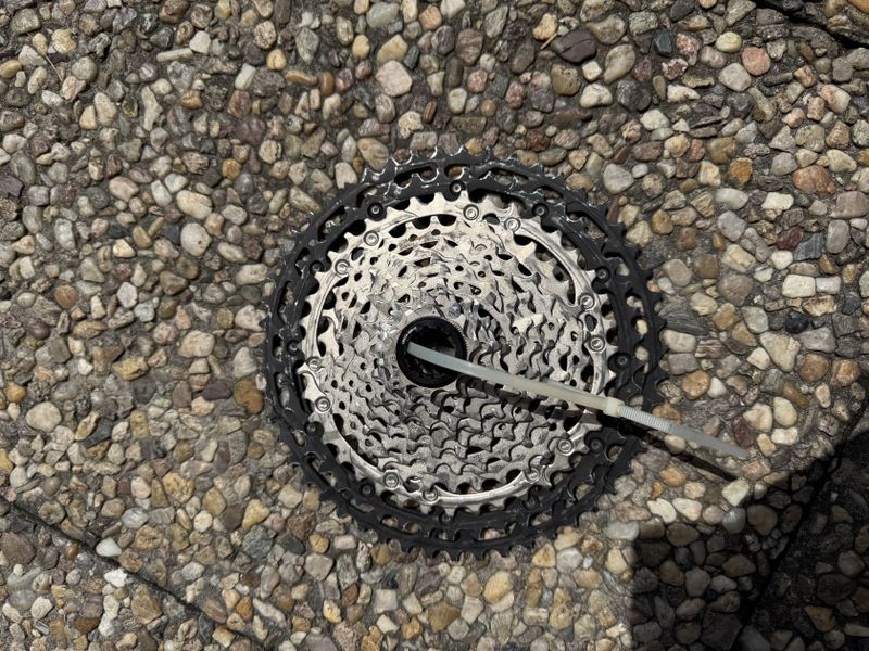 Kazeta Shimano XT M8100 10-51z
