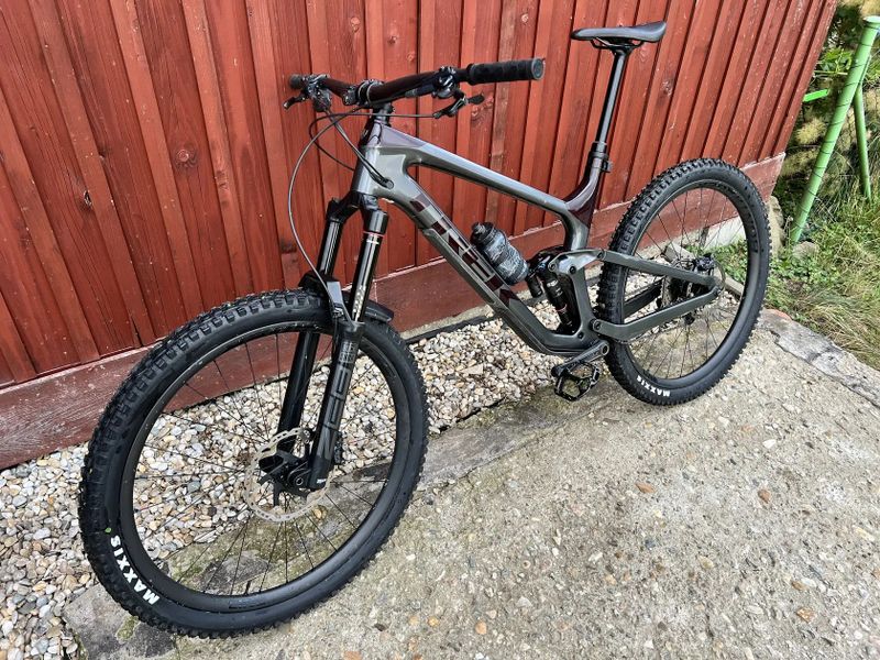 Trek slash, 29, top stav, vel XL, po servisu 