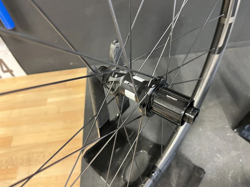 Zapletená kola IDEA G45 ROUBAIX + pláště Pirelli Gravel RC-X