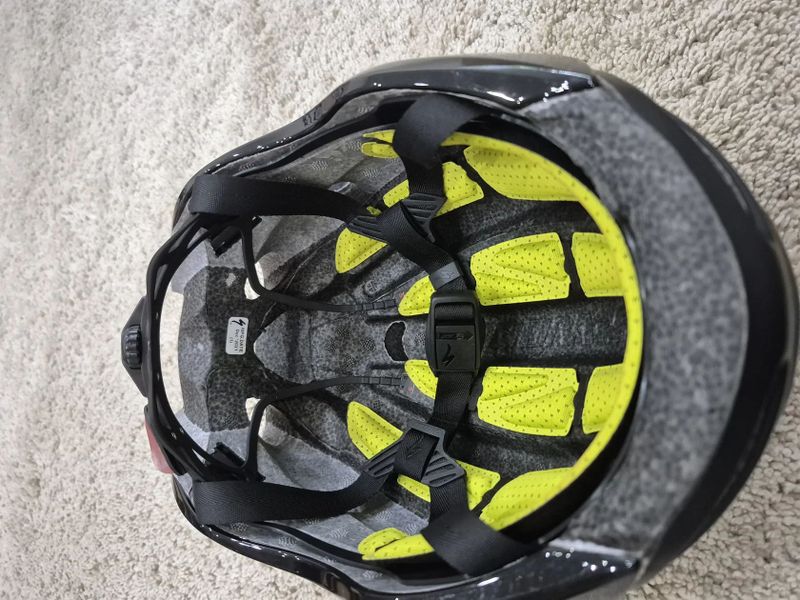 Přilba SPECIALIZED S-Works Evade II ANGi Ready MIPS Black S