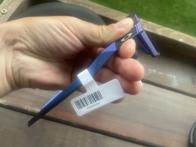 Oakley Sutro Limited Blue Colourshift/Prizm Road