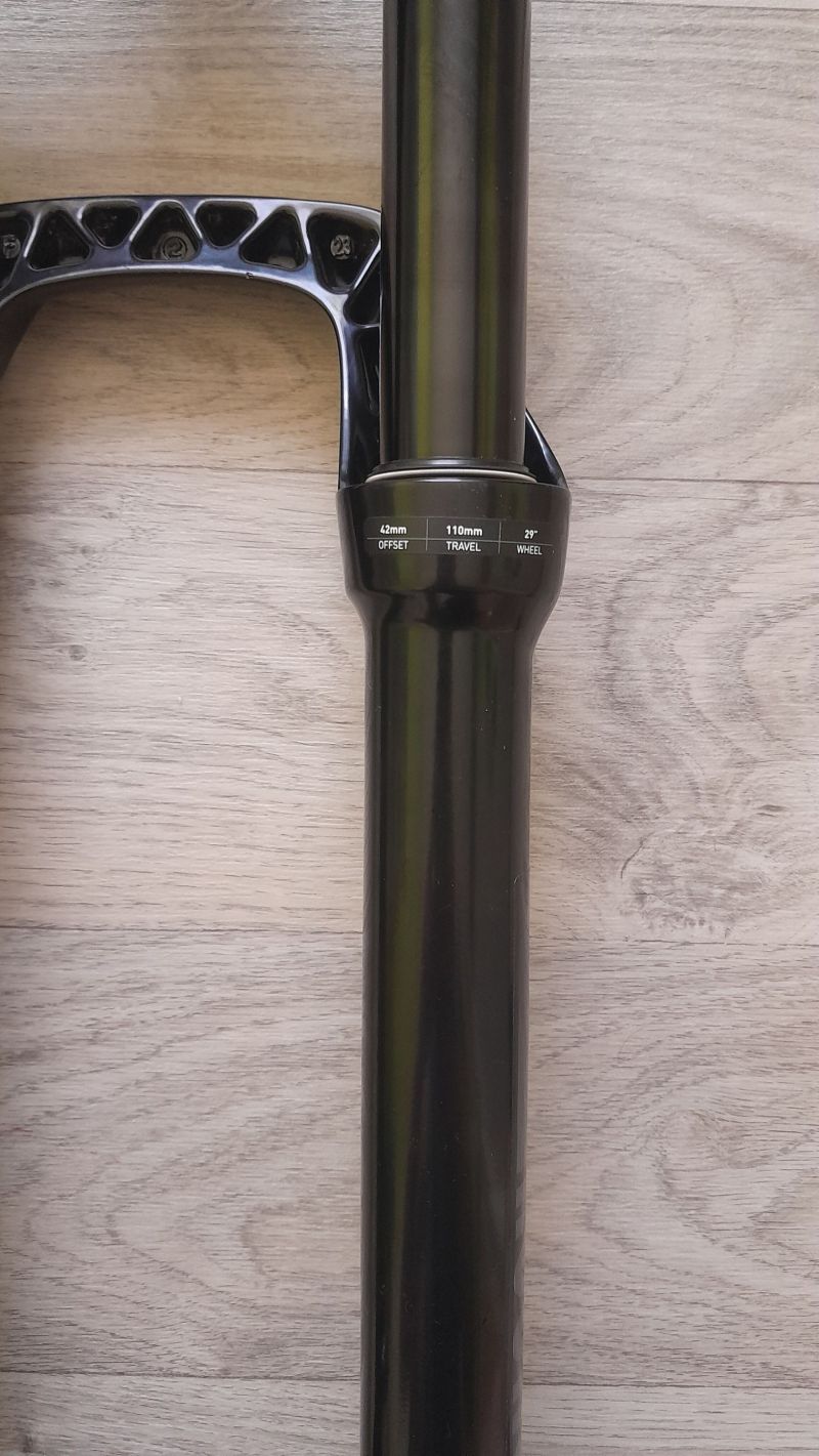 RockShox Recon GOLD 29“ 15x110 110mm (nájezd 400km)