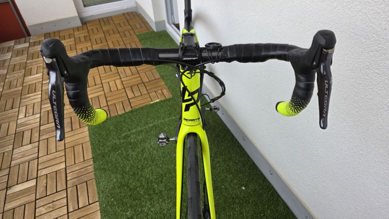 Lapierre Xelius SL 700 Ultimate Disc vel. M (obdoba 54) Ultegra Di2 (11sp.), Mavic Ksyrium Elite
