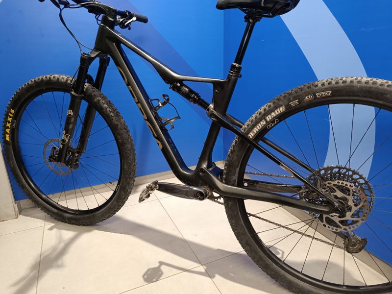 ORBEA OIZ M20 SRAM EAGLE GX KARBON 2023 !ZAMLUVENO!