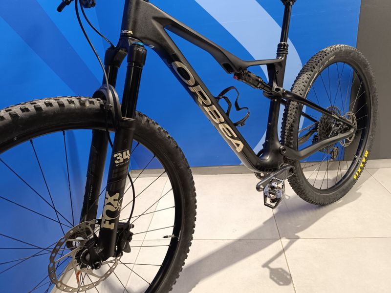 ORBEA OIZ M20 SRAM EAGLE GX KARBON 2023 !ZAMLUVENO!