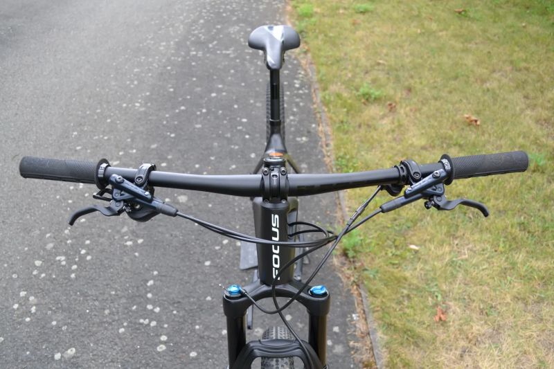 Focus Raven 8.7 (L)