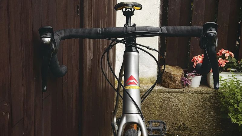 MERIDA- Gravel