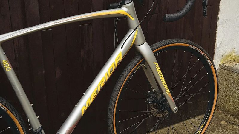 MERIDA- Gravel