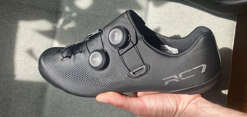 Shimano Rc703 vel.44
