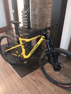 Scalpel Carbon 4 