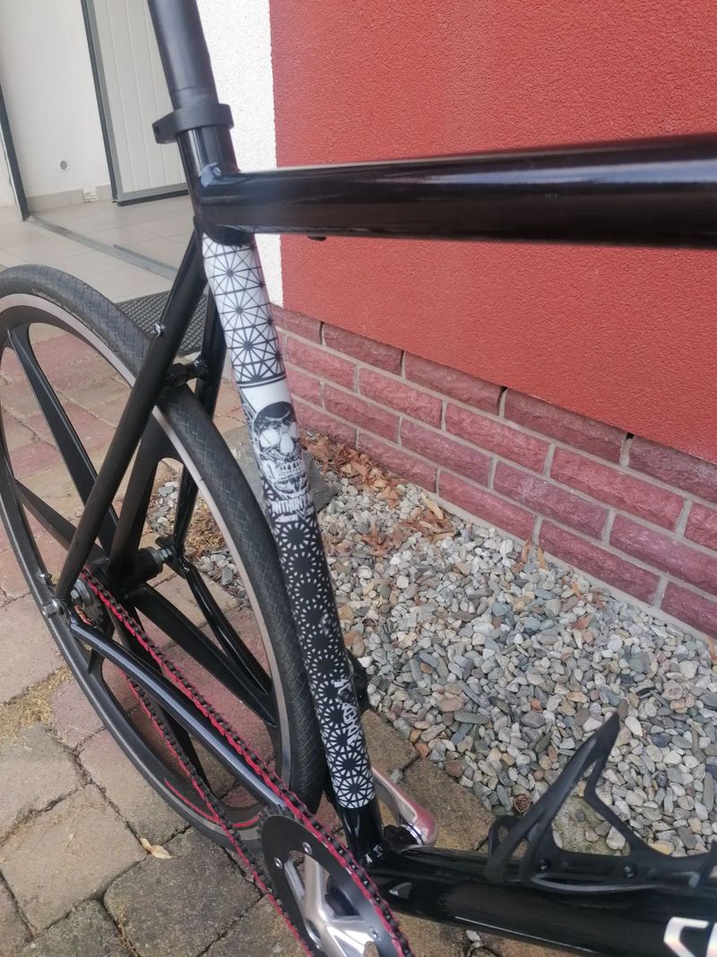 Dráhovka/Fixie kolo Specialized
