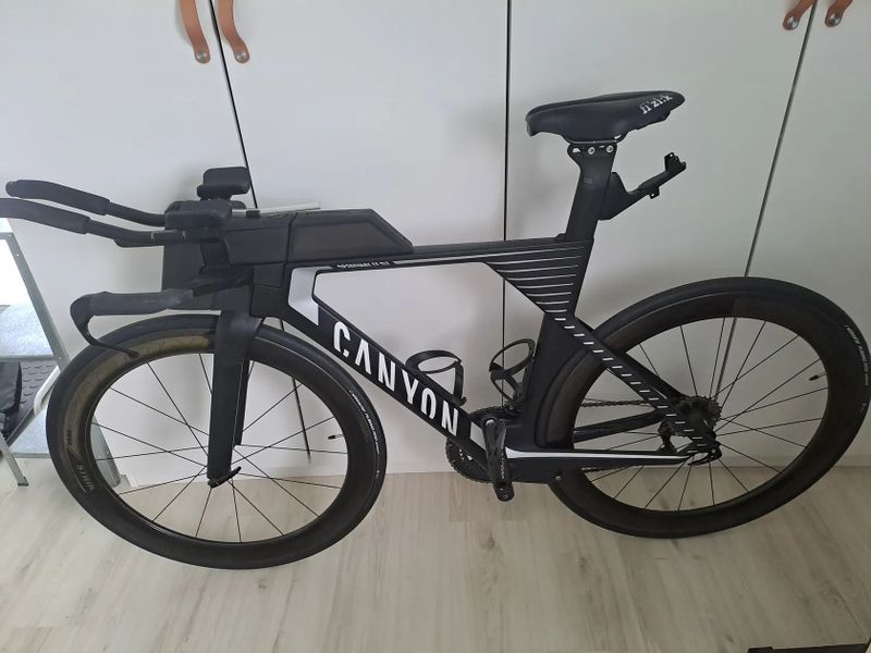 Canyon Speedmax CF SLX vel. S