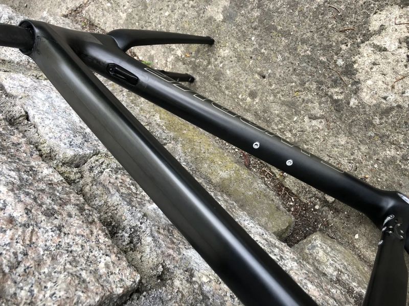 RÁMOVÁ SADA SPECIALIZED TARMAC SL6 S-WORKS DISC