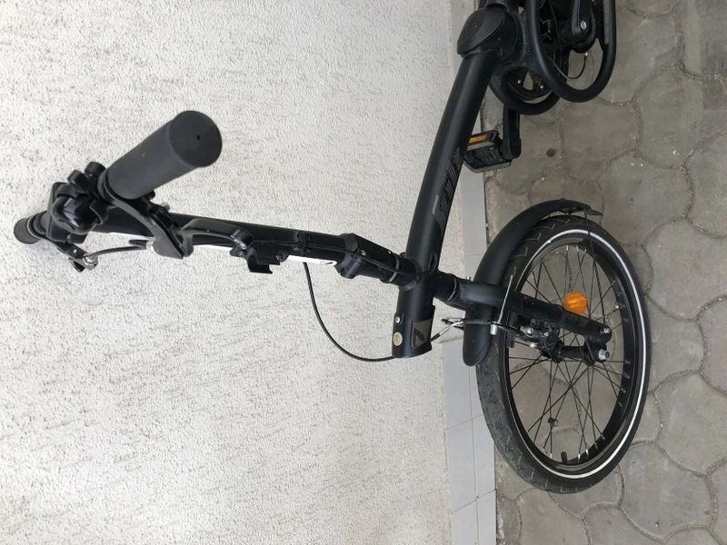 Prodám skládací kolo, málo jeté.