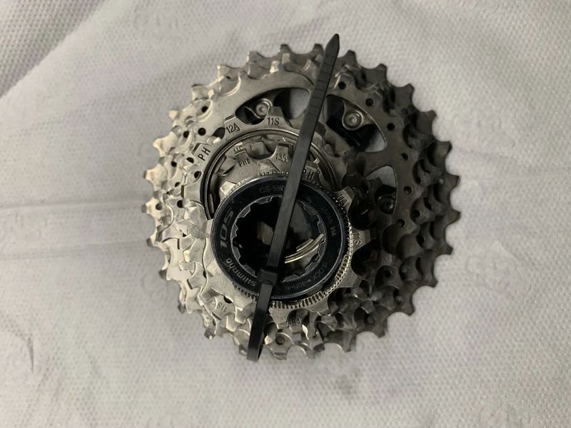 Shimano kazeta 105
