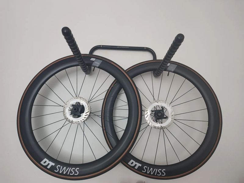 NOVÉ: DT Swiss ARC 1400 Dicut® Carbon 50 Disc CL 