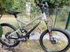 CELOODPRUŽENÉ HORSKÉ KOLO GIANT REIGN ZERO RÁM L, KOLA 26”