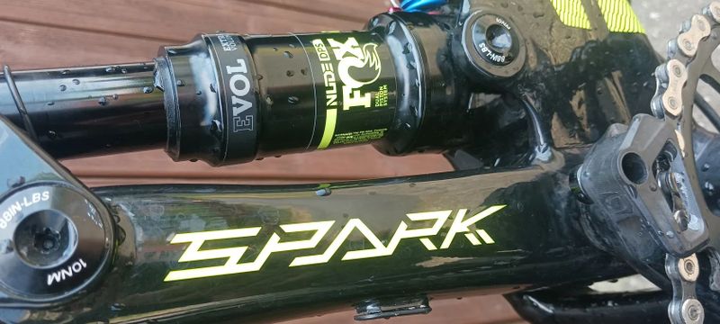 Celoodpružené horské kolo, Scott Spark 940, M, 29"