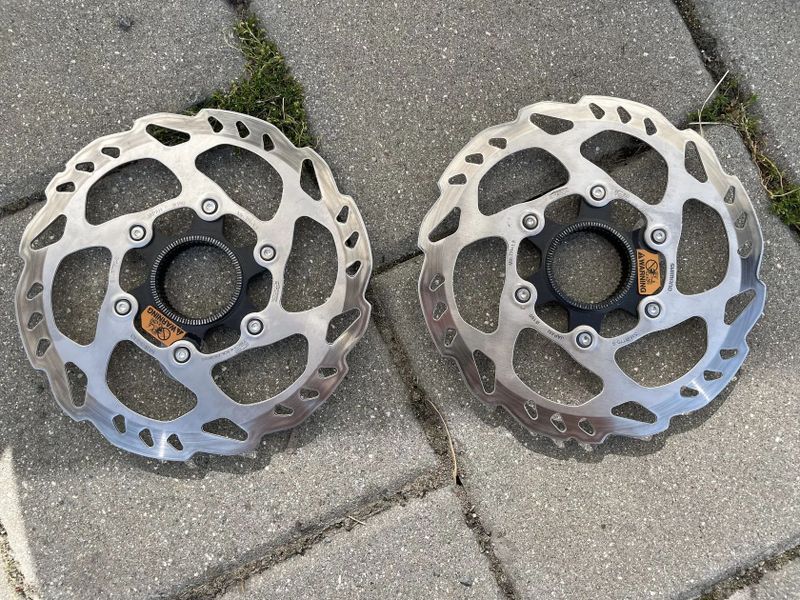Sada Dura-Ace