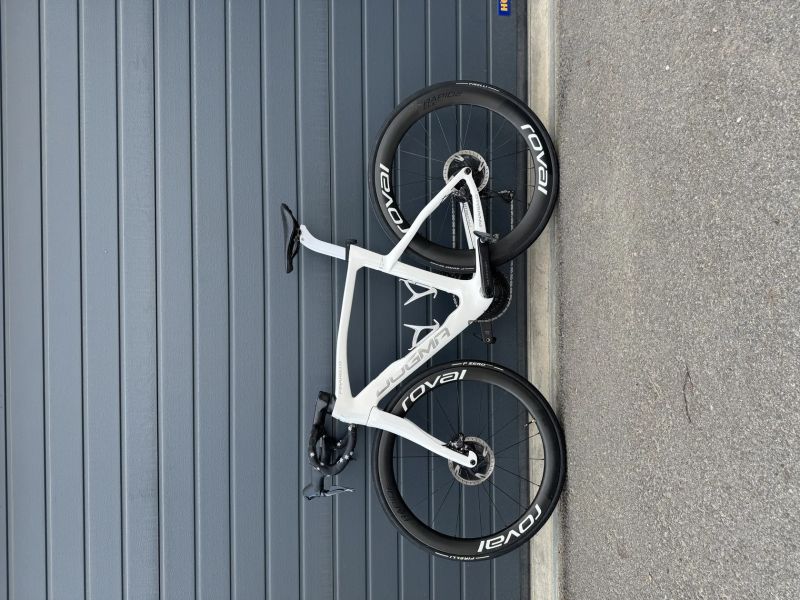 Pinarello dogma F vel. 53 (110mm)