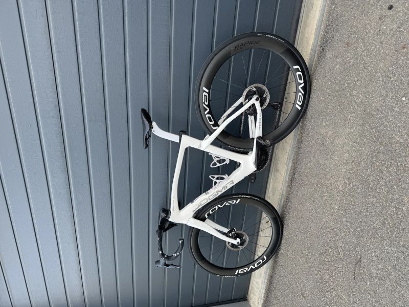 Pinarello dogma F vel. 53 (110mm)