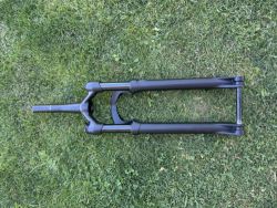 Manitou vidlice 100mm