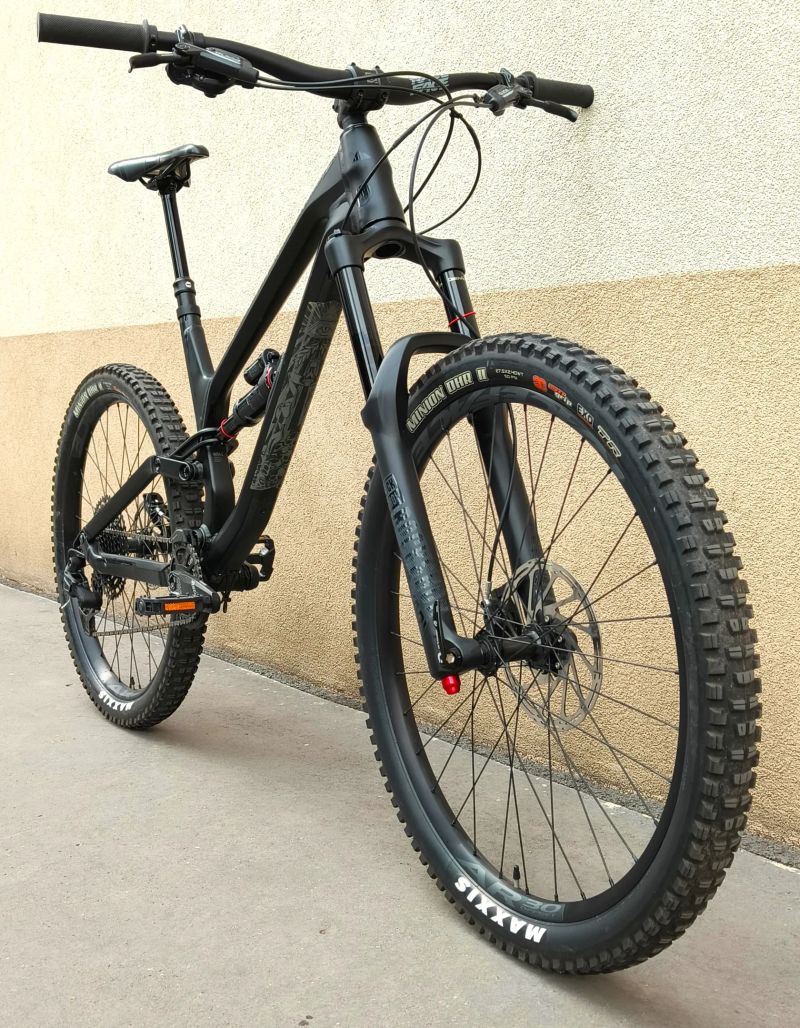 Canyon TORQUE AL 5.0 vel. L, zdvihy 180/175 mm, 27,5 TOP STAV