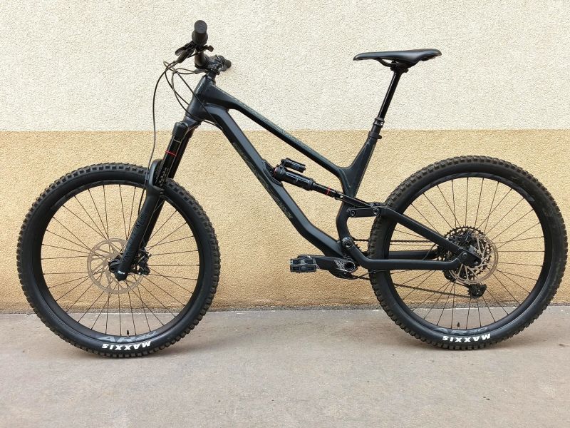 Canyon TORQUE AL 5.0 vel. L, zdvihy 180/175 mm, 27,5 TOP STAV